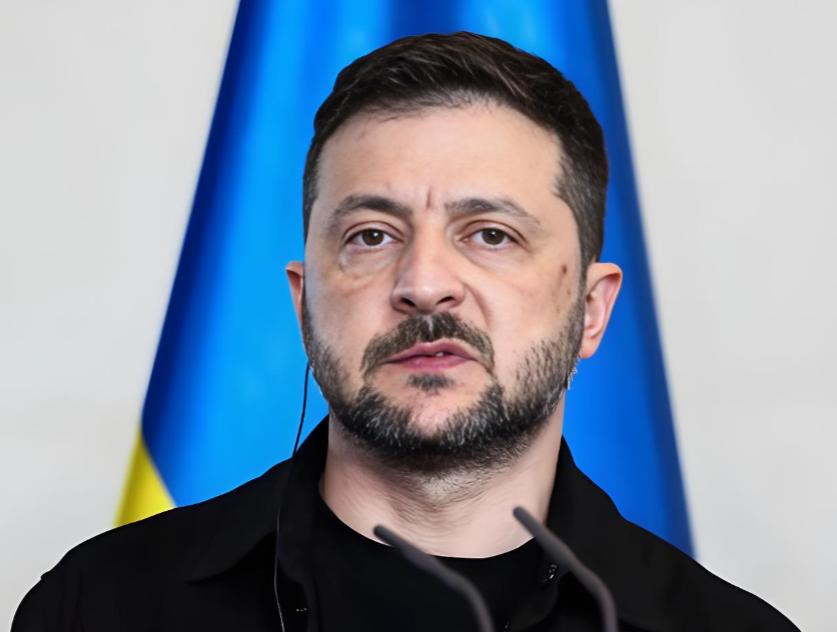 打了 1461 天，泽连斯基要走人了？他留给乌克兰的只剩遍地废墟。

四年前的泽