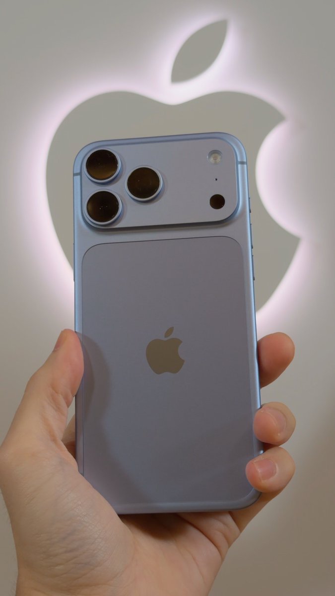 iPhone18Pro新配色 看了一圈，目前来似乎勃艮第酒红色更受欢迎啊，毕竟用