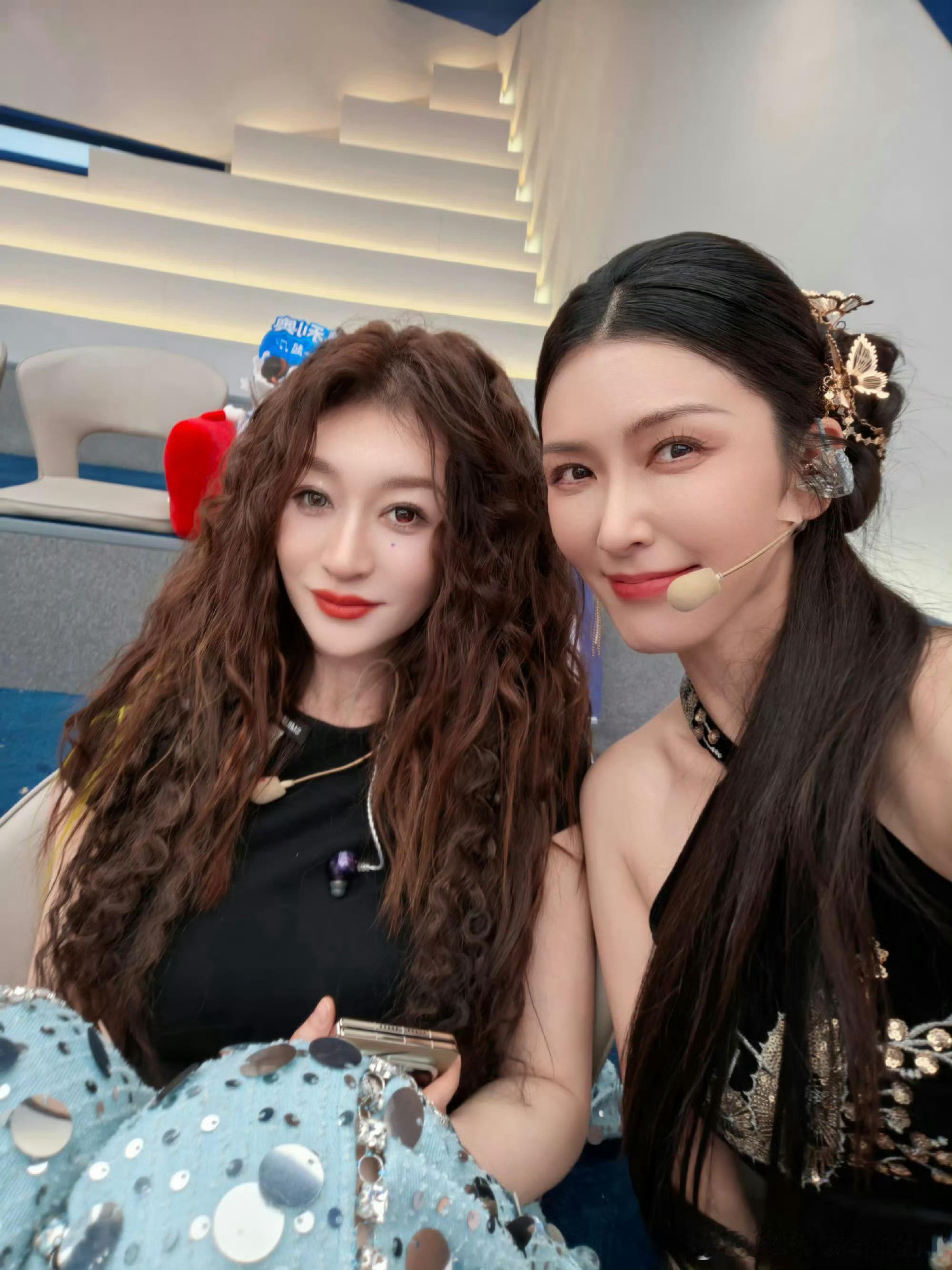 金毛狮王与古风小姐，呃嗯 