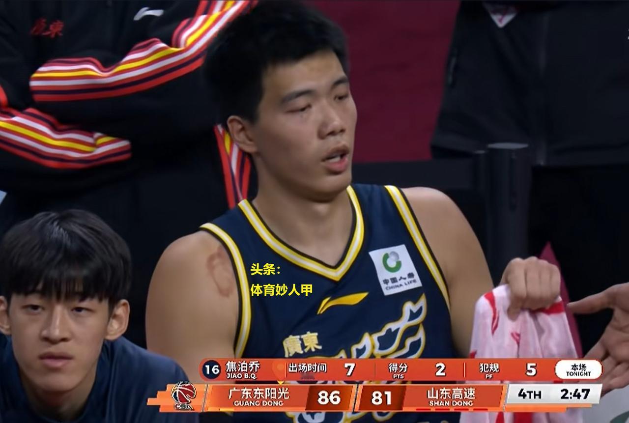 广东队重磅引援，出场6分42秒，5犯离场，得2分 球迷：换徐昕亏大了！
CBA常