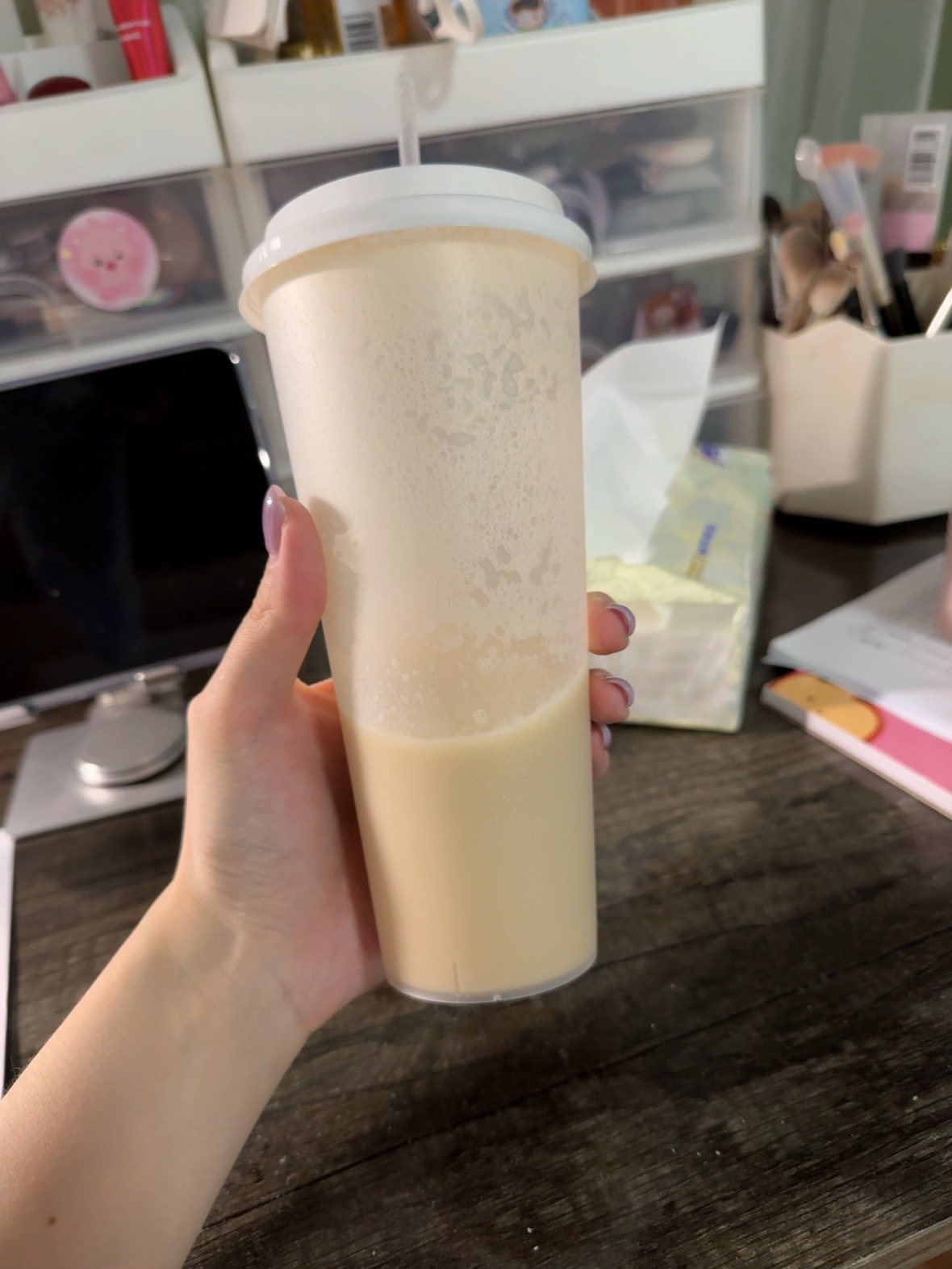 喜欢喝这种现榨的 浓稠的豆浆谁懂感觉很丝滑 还很健康嘻嘻嘻[嘻嘻] ​​​