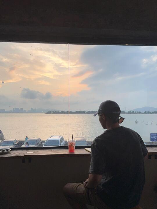 共赴一场海边落日浪漫💕🌇