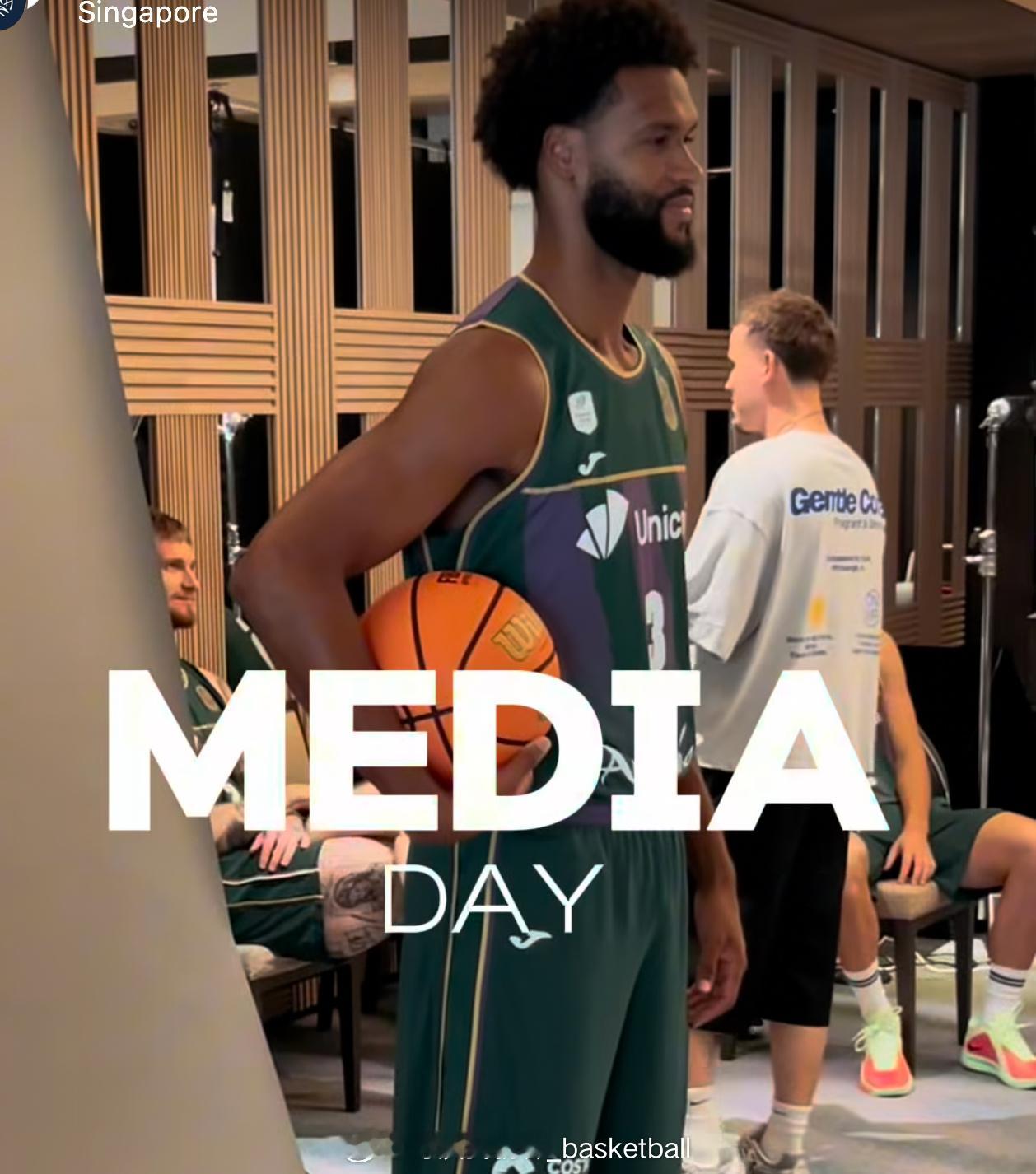 篮球世俱杯在新加坡开打，上赛季辽宁外援韦伯和前NBA乐透秀杜阿尔特将代表卫冕冠军