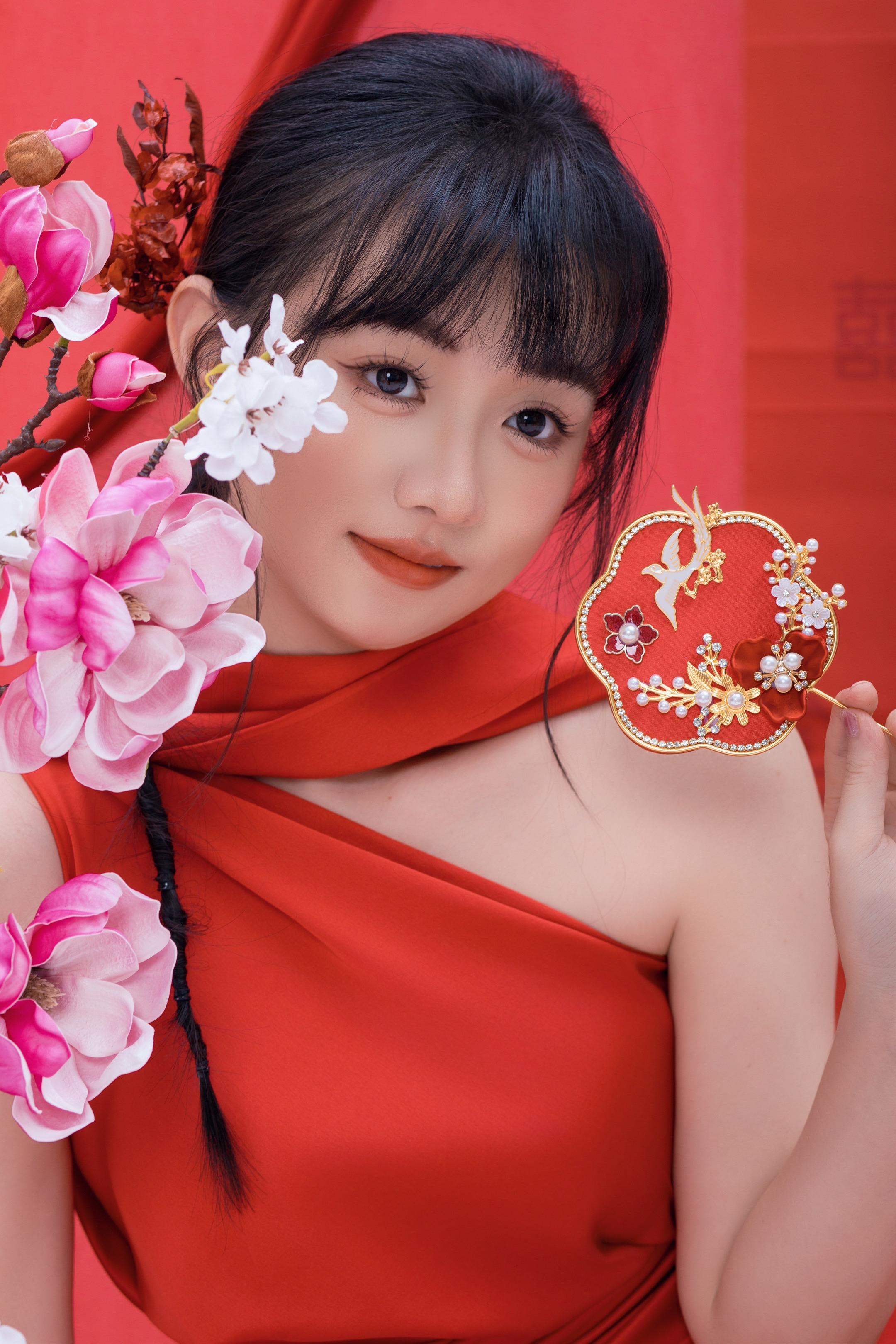 盖世英雄快出现吧，我已经等你三十年了。