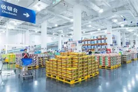 山姆只有三国自营开店，中国 71 家估算营收 196 亿美元



山姆会员店在