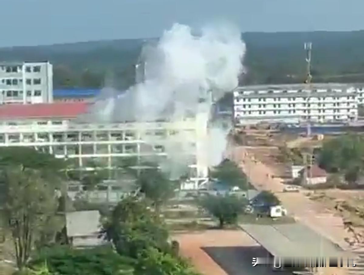 泰国国防部表示，泰国将继续对柬埔寨开展军事行动，直到柬埔寨改变立场！
12月9，