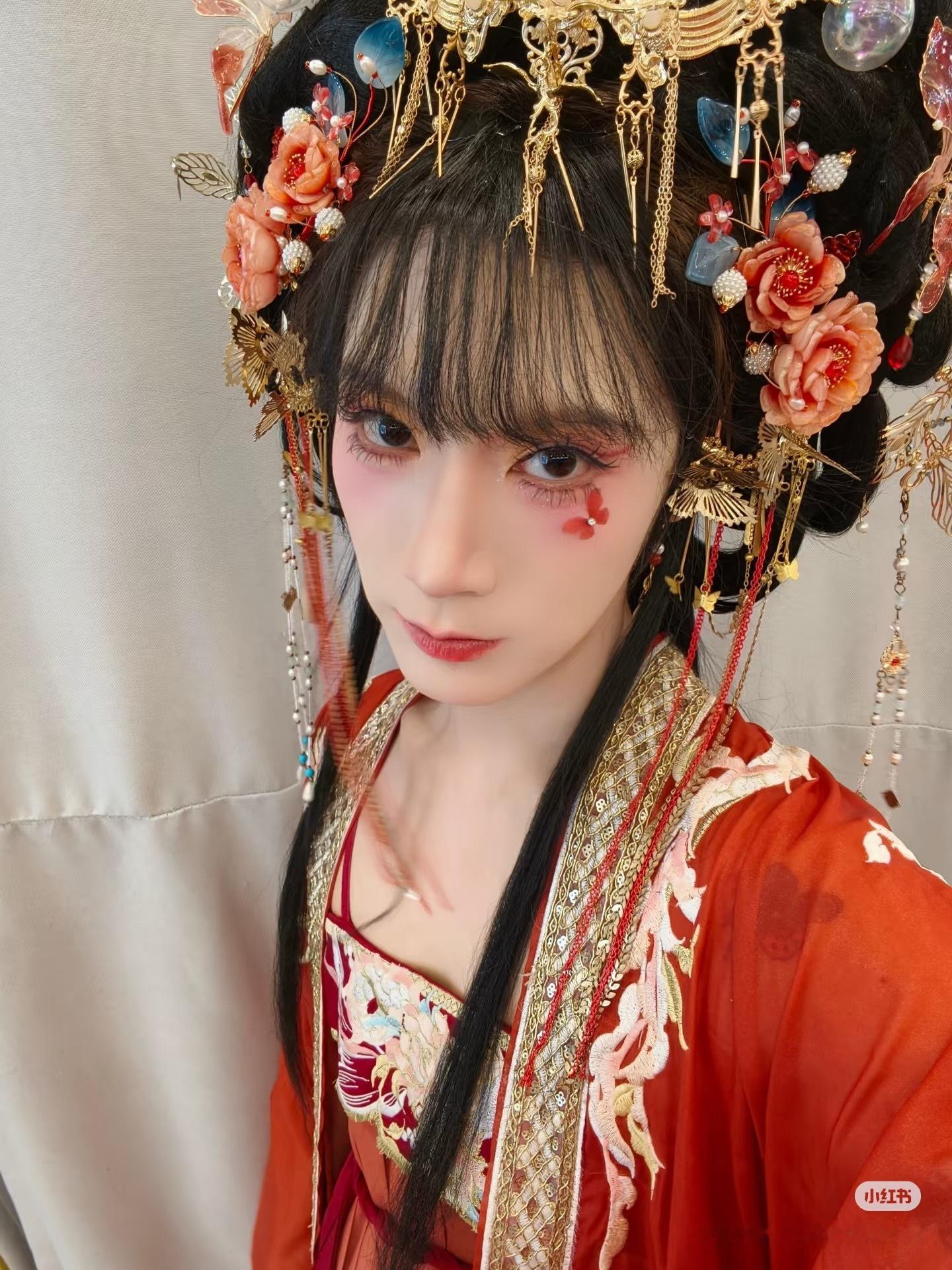 我的儿子好像变女儿了 