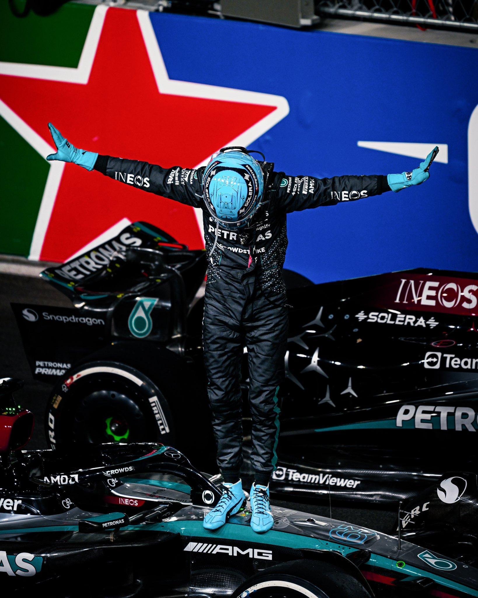 F1冷数据  汉密尔顿拿下第四个世界冠军的那场比赛，是维斯塔潘的职业生涯第三胜维