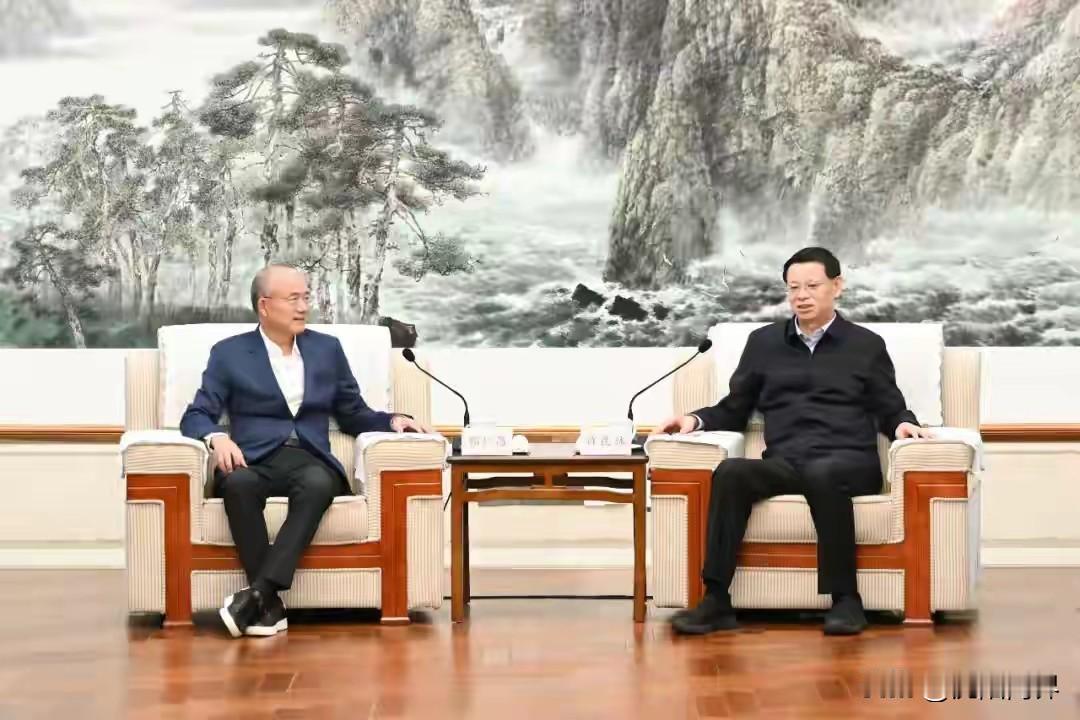 复星郭广昌最新到访沈阳
5月7日，复星国际董事长郭广昌一行 参访，洽谈大项目。
