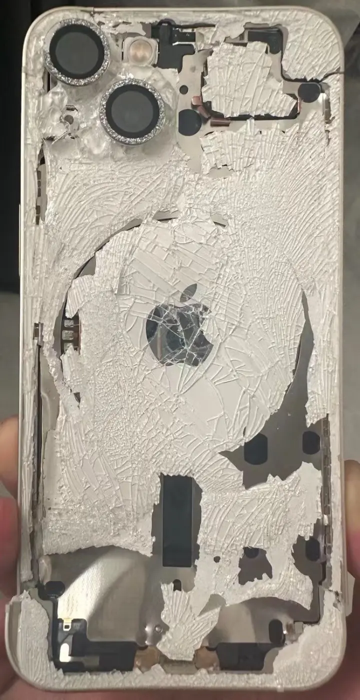虽然我的手机坏了 但转念一想 我终于可以买新的手机了