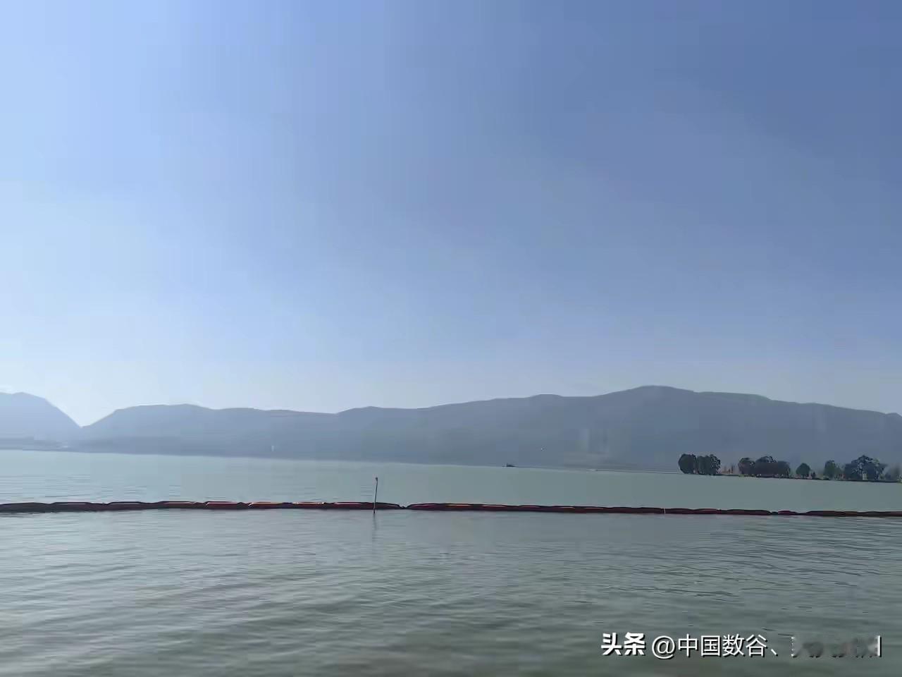 昆明人民对昆明的愿望


第一、500公里滇池再现

第二、滇池湖水再清澈见底