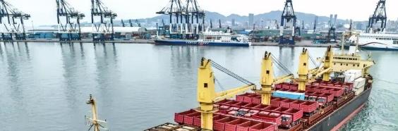 扣了人，又放了人，最后干脆连诉都不诉了。

当地时间6月8日，日本福冈地方检察厅