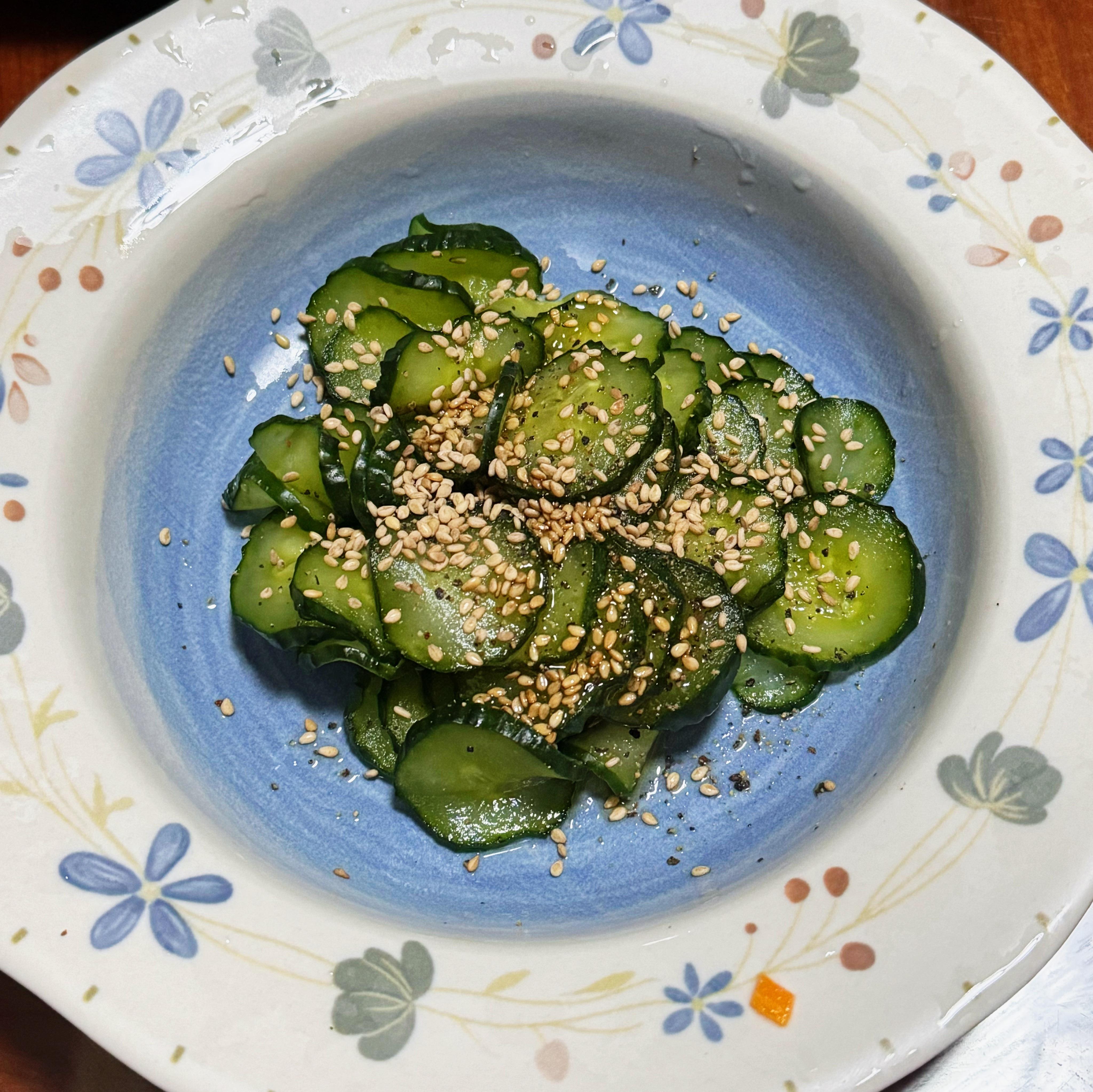 尝试做了一下日式腌渍🥒不错哎 chuichui的[奥特曼] ​​​