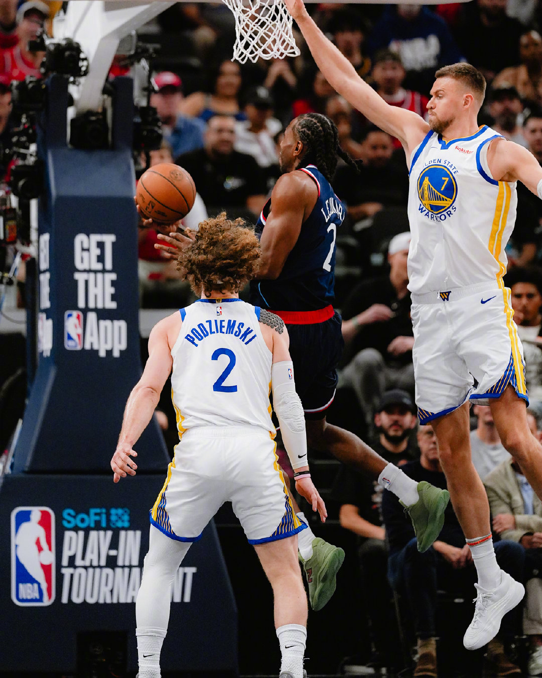 首节打完，快船31比22领先勇士！勇士vs快船 NBA附加赛