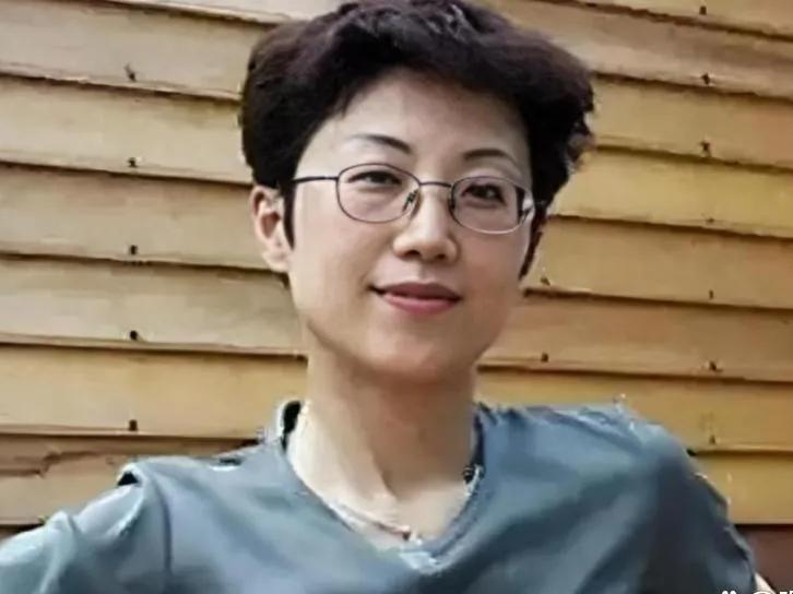 一个南京才女、普林斯顿博士，怎么就活成了让全世界嫌弃的笑话？今天高瞻的故事，告诉