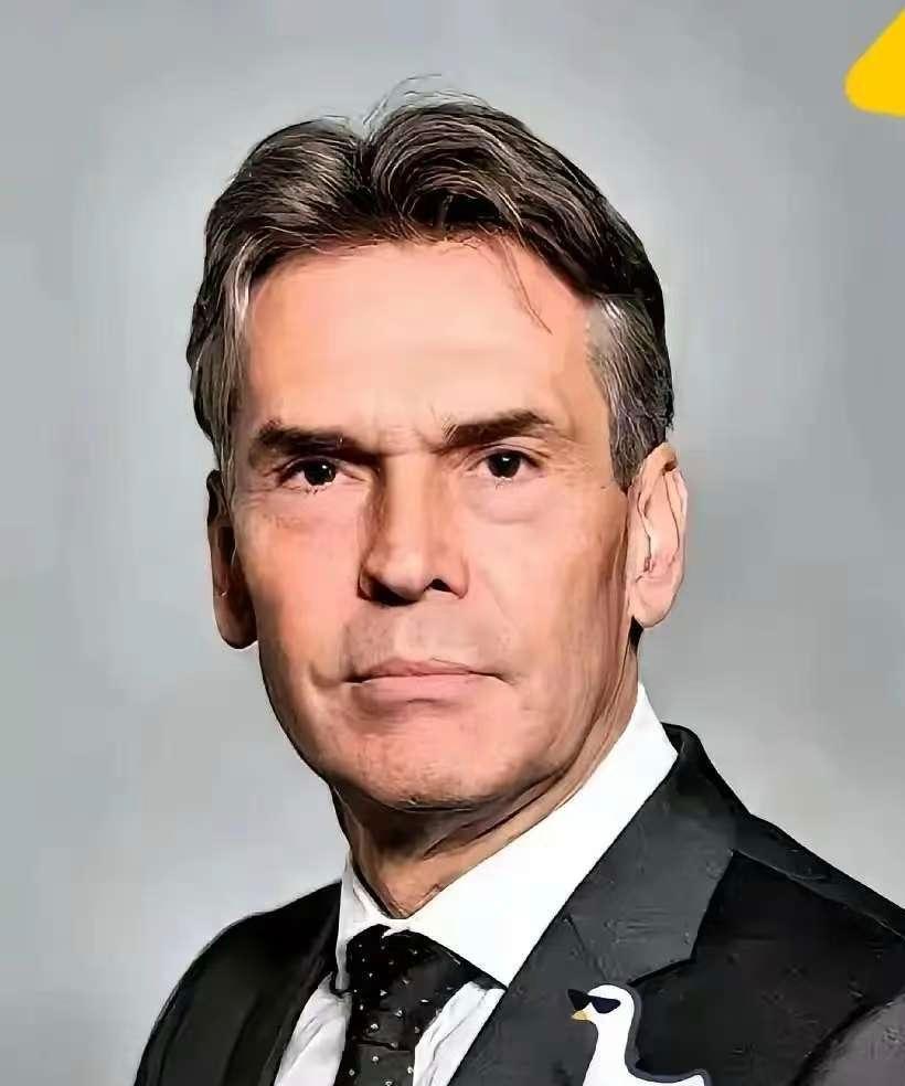 急报！急报！归根之路再迈一步！
 
据最新报道，荷兰方面在11月3日宣布了将一尊