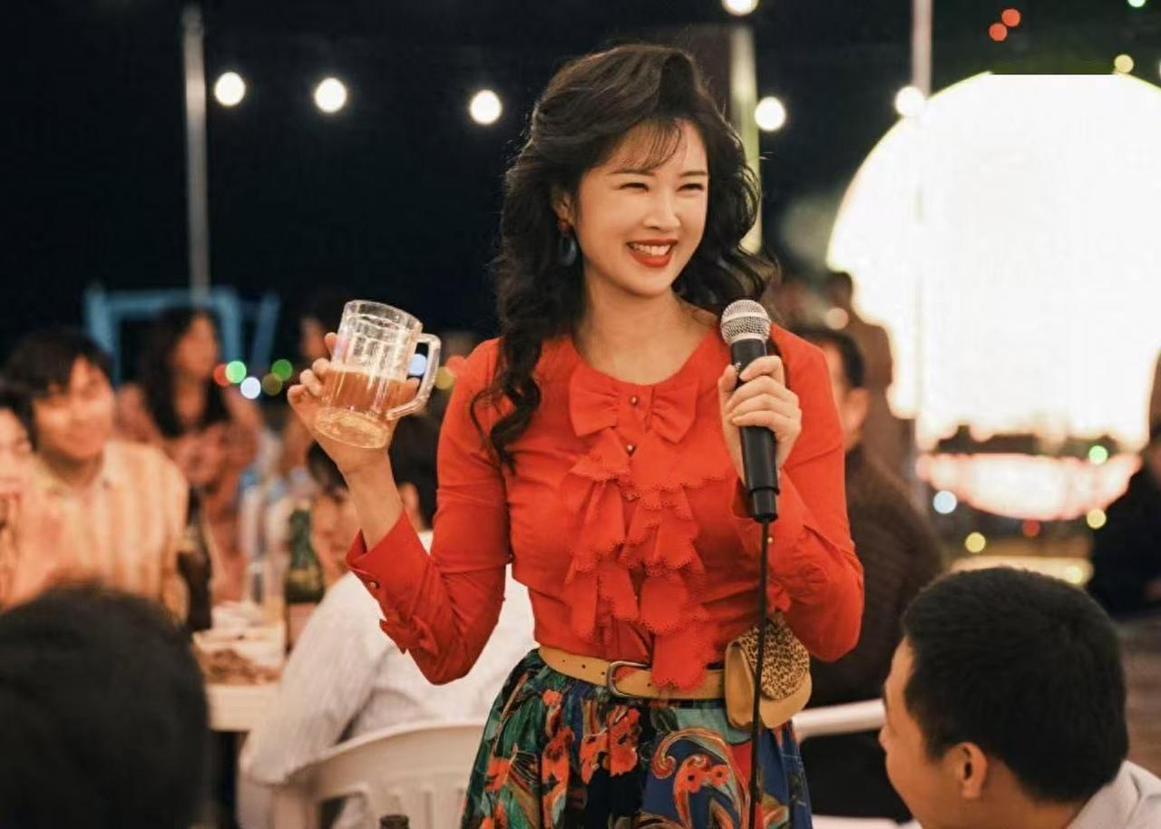 《我的山与海》要不是郝倩倩的演员又美又嗲又作，还不知道娱乐圈有这么厉害的星二代，