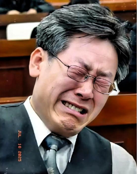 刚示好就翻脸，李在明突然对中国出手了！
 
4月16号，韩联社爆出猛料，韩国官方