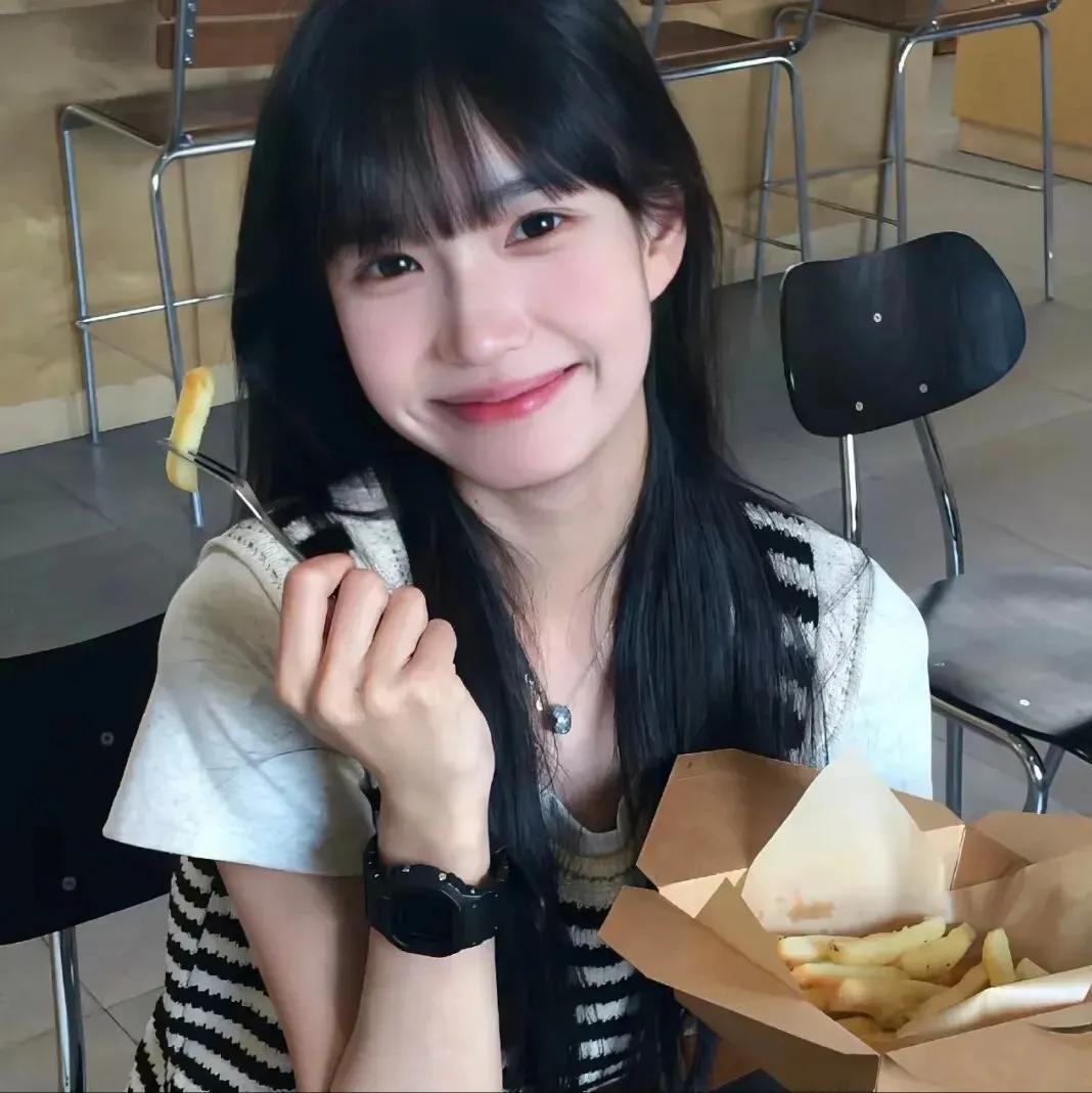 #有好看的头像或壁纸吗#
