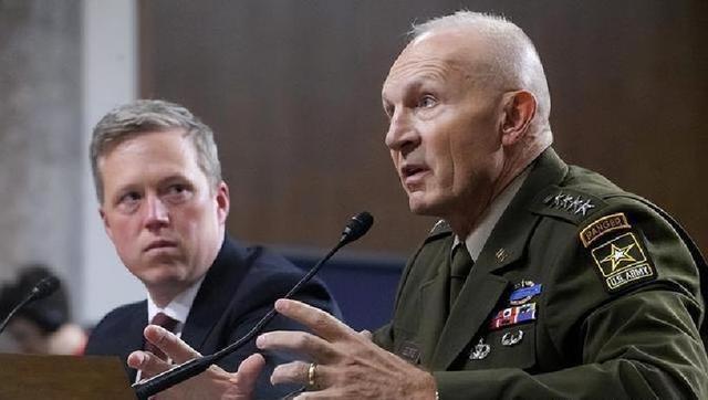 美国陆军部长在阿布扎比与乌克兰军事情报局局长和俄罗斯代表团举行了谈判

2025