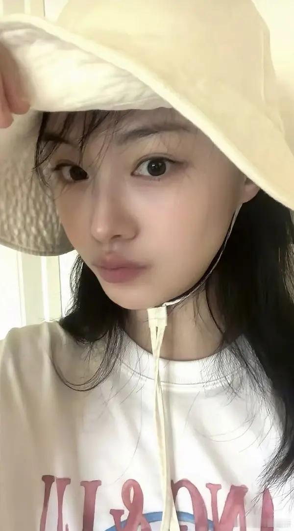 爽子这状态爱豆出道，你们同意吗？ 