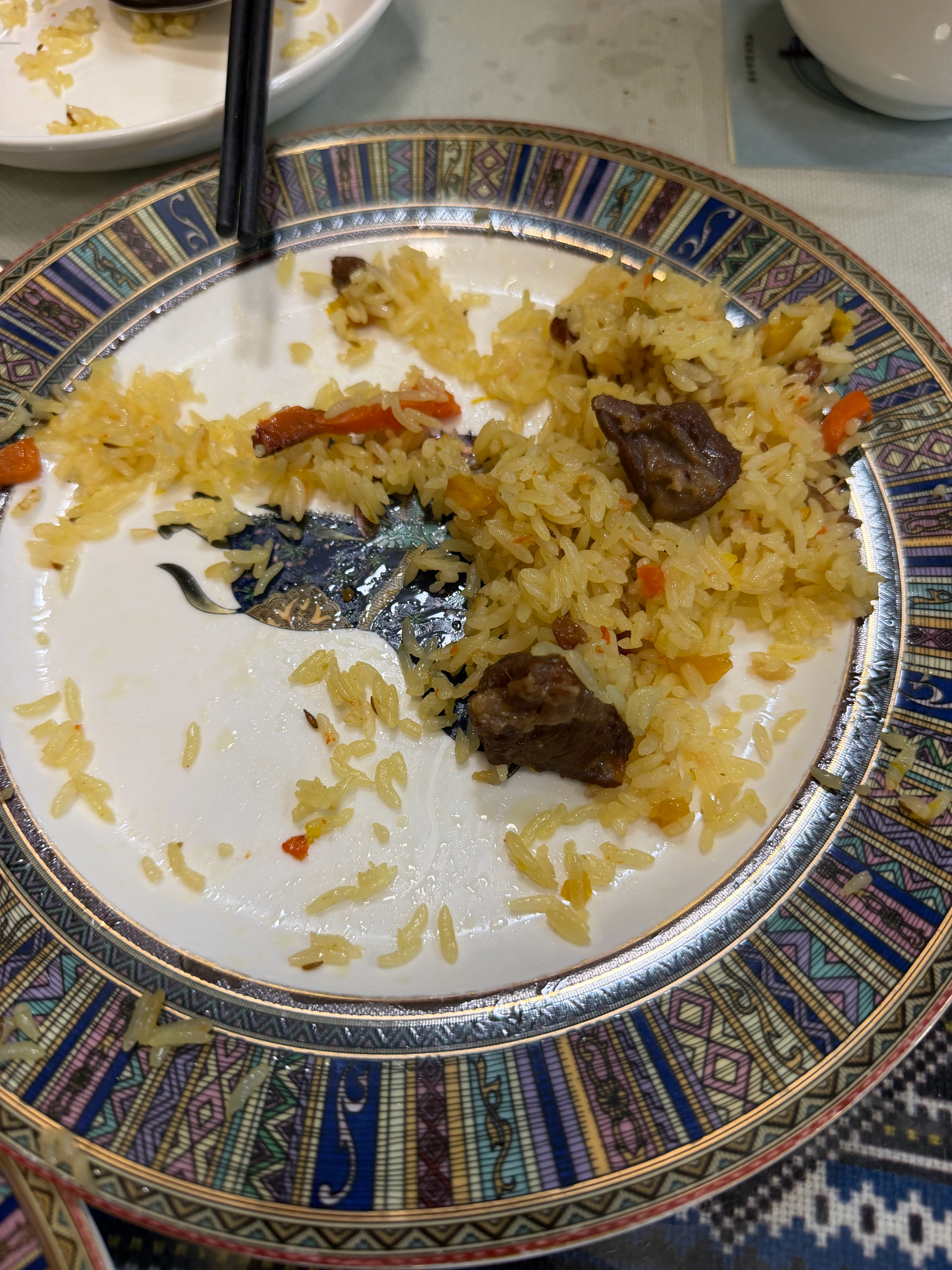 别再说杭州是美食荒漠了，我给这个大盘鸡和抓饭一个顶级[赞][赞]  ​​​