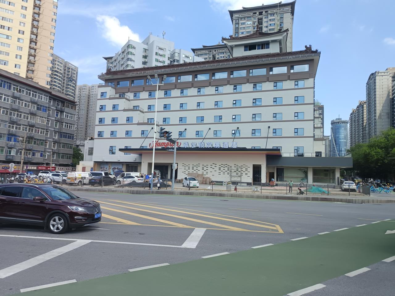 西安东门外，新开一家希尔顿欢朋酒店