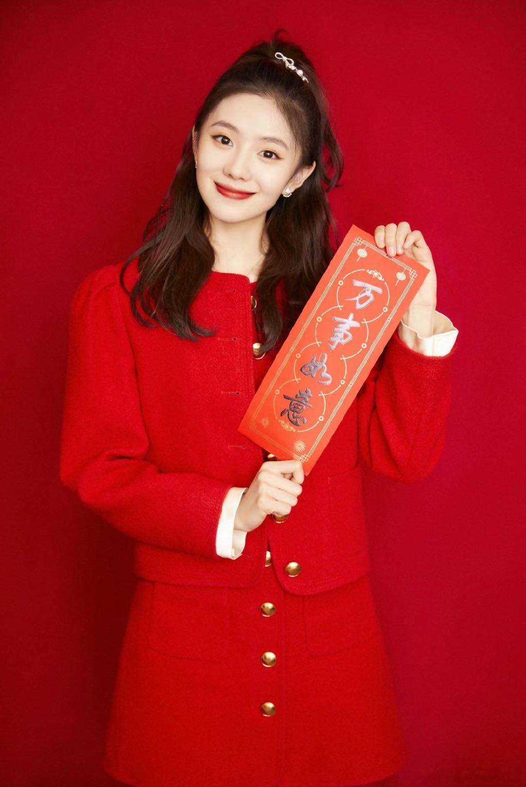 被刘浩存的wink狙击刘浩存布灵布灵手势舞谁能顶得住的wink攻击，这什么自带甜