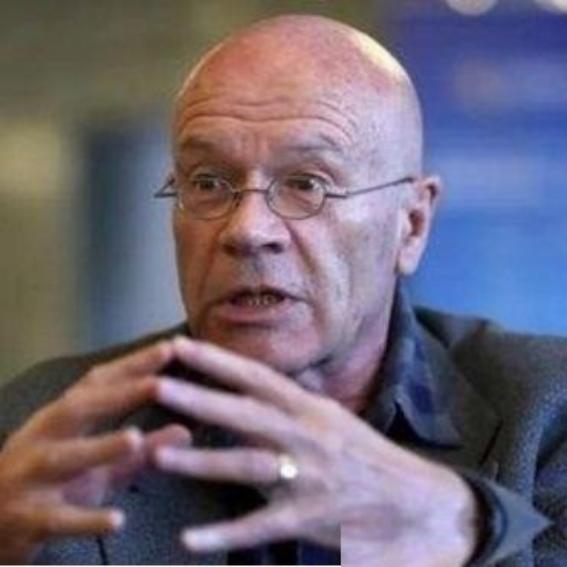 英国学者马丁・雅克，曾经再次语出惊人！他说：“美国之所以一直针对中国，是因为中国