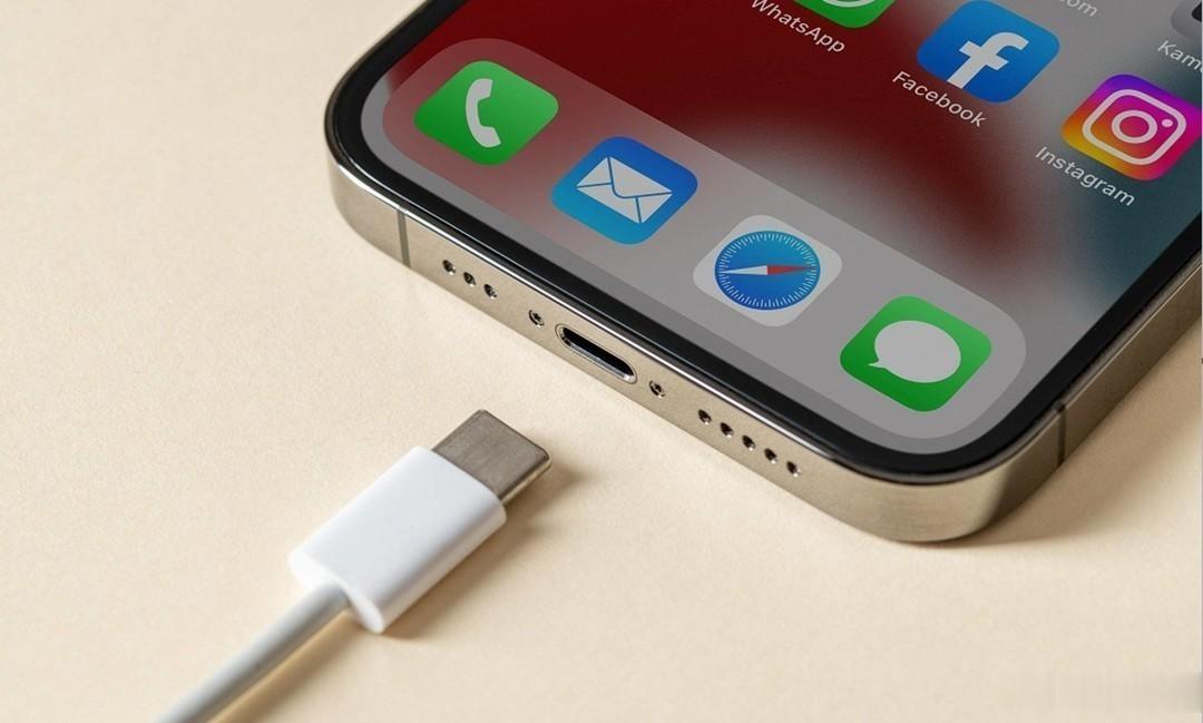 #为什么iPhone对比没赢过销量没输过# 或许很多产品经理也想不明白吧，跟iP