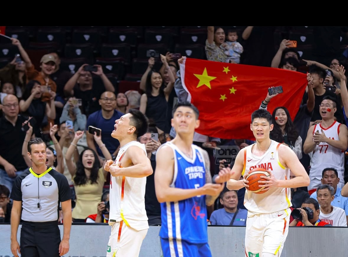 回来继续并肩作战🦈上海久事大鲨鱼