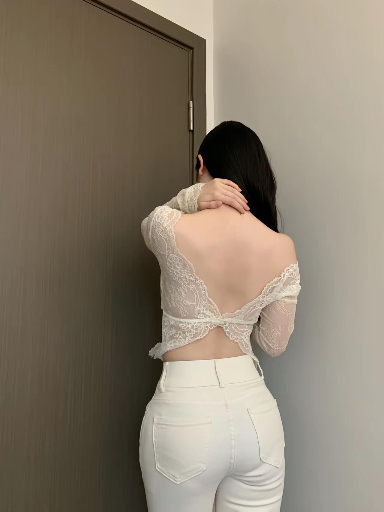 经典：
心上有个人，岁月才有魂。
若无人可念，纵使春和景明，
也觉意兴阑珊；若无