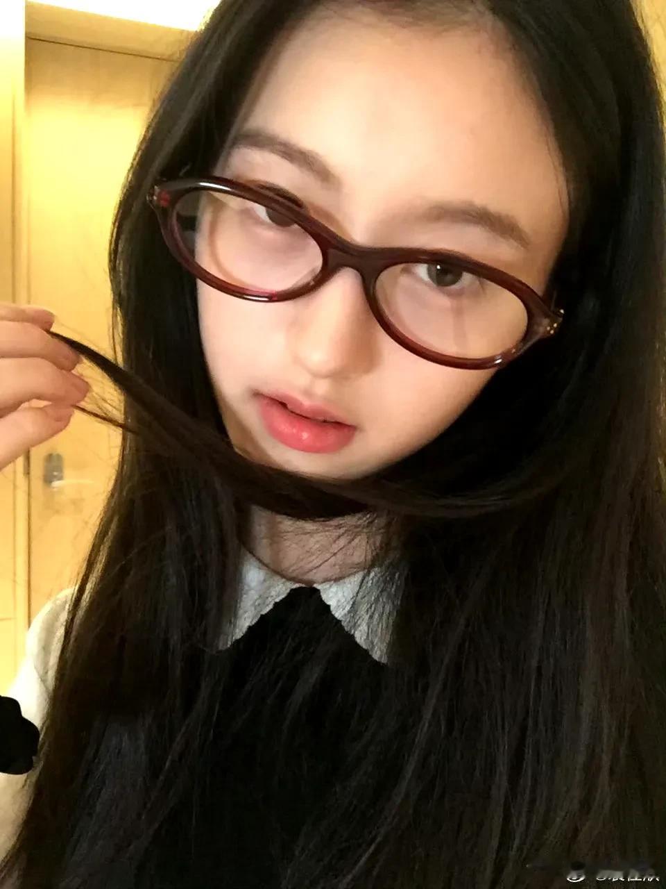裴佳欣