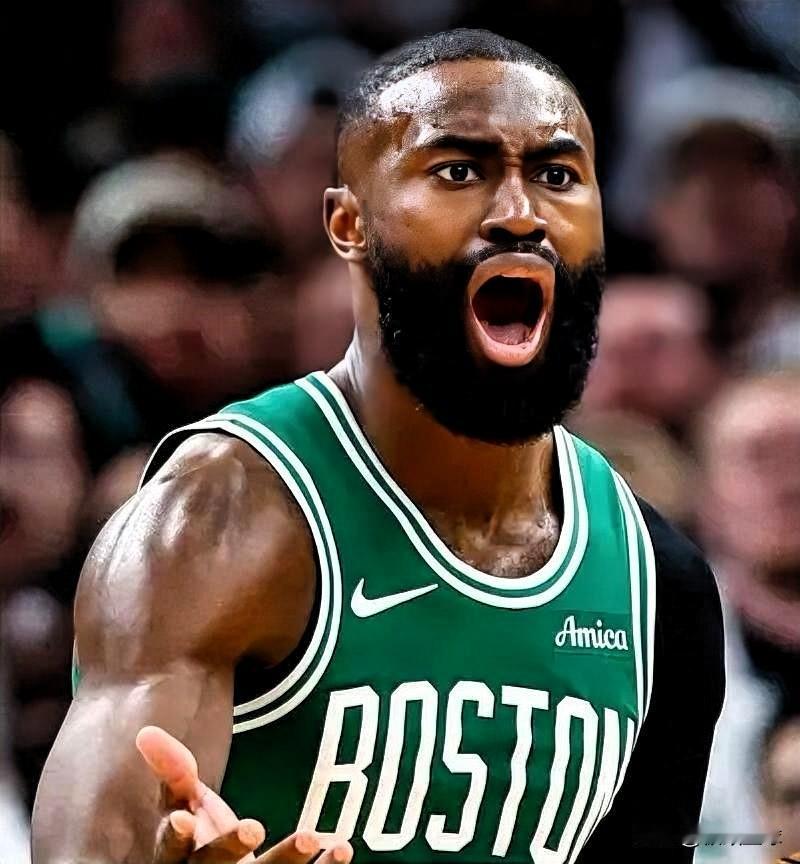 悲剧！杰伦布朗要被凯尔特人交易了
 
根据美媒NBA central报道，凯尔特