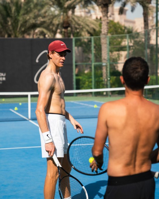 网坛风云 辛纳备战2026赛季～ 