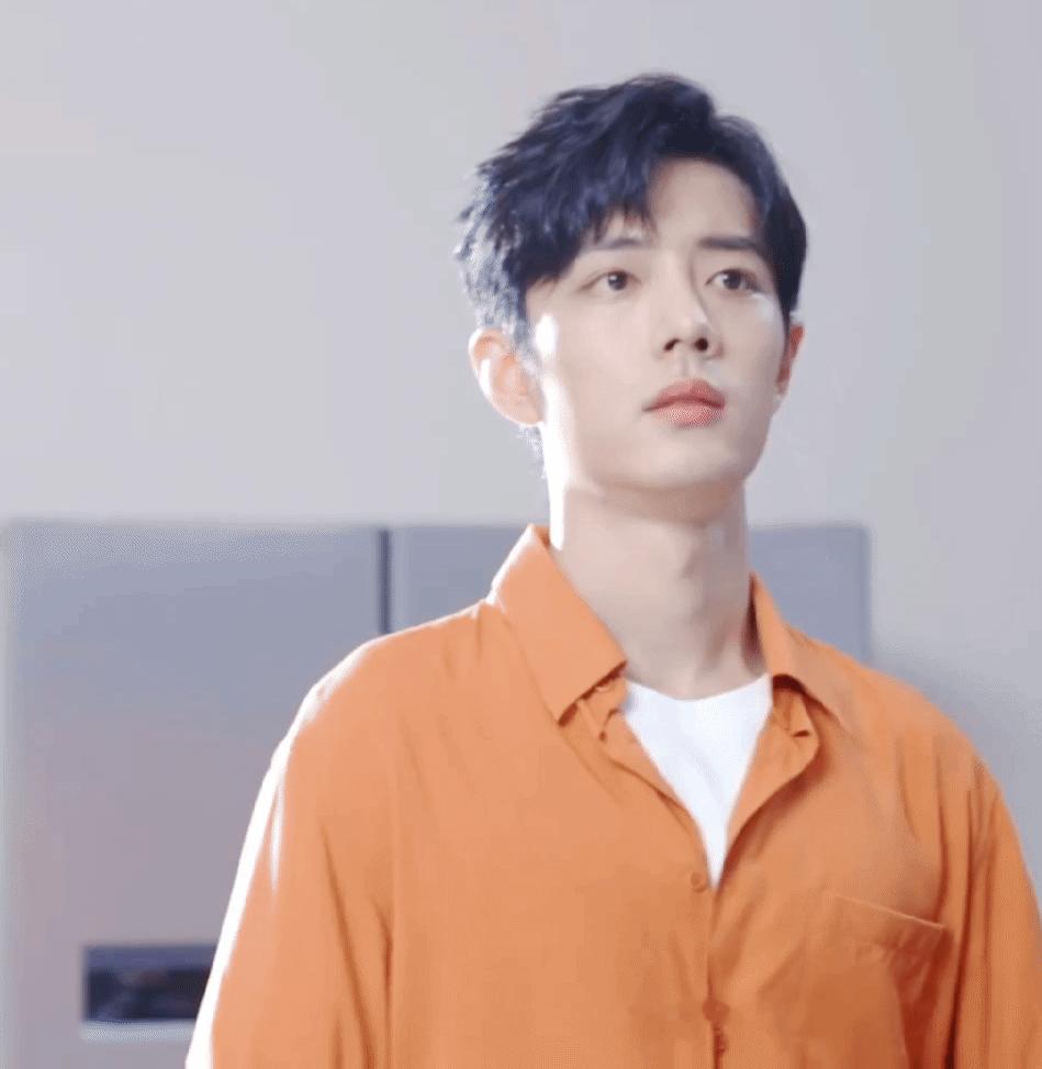 天生就是个萌物！！[亲亲] ​​​