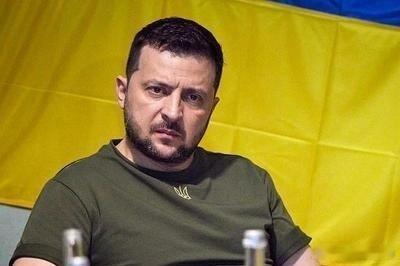 凤凰新闻【俄罗斯果断拒绝了乌克兰提出的“20点和平草案”，一切都交给战场来决定！