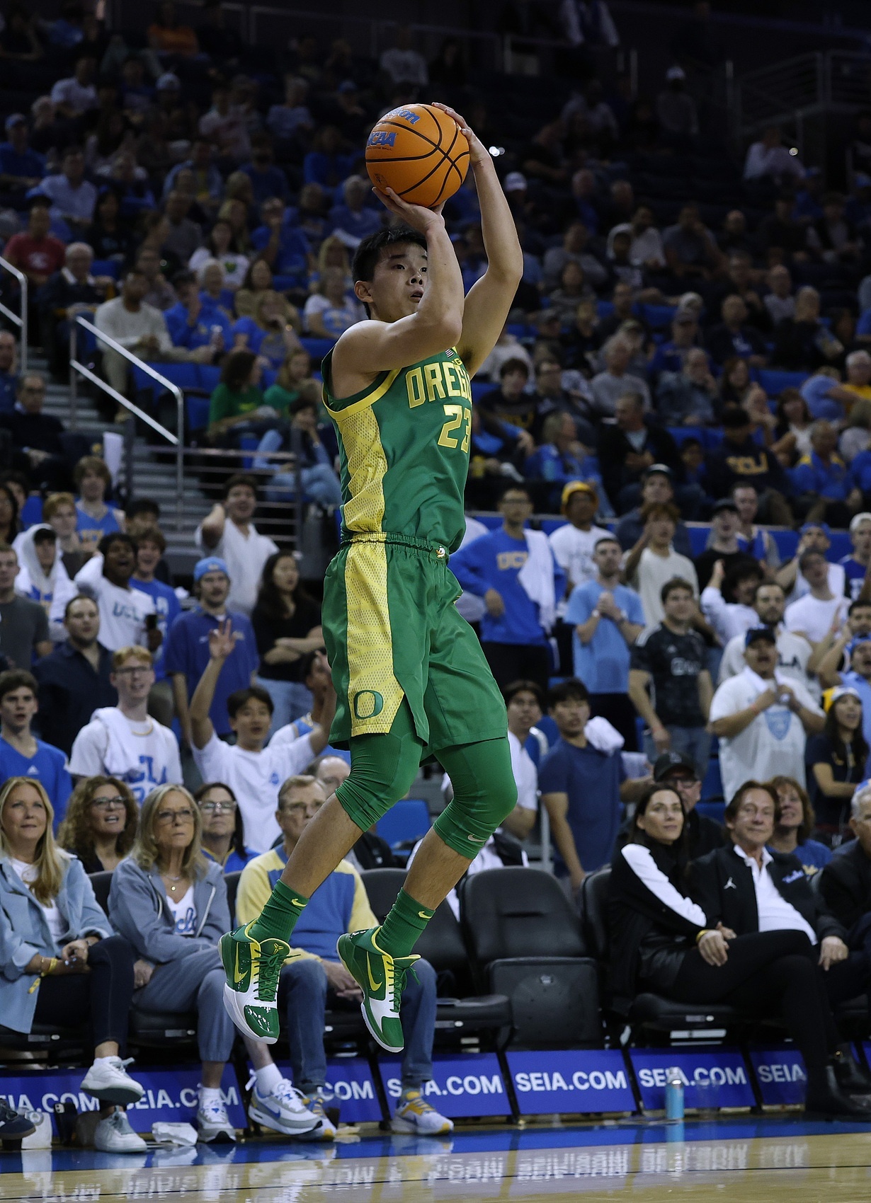 再创新高！NCAA常规赛，俄勒冈大学￼82-91不敌冈萨加大学￼。林葳￼本场再创