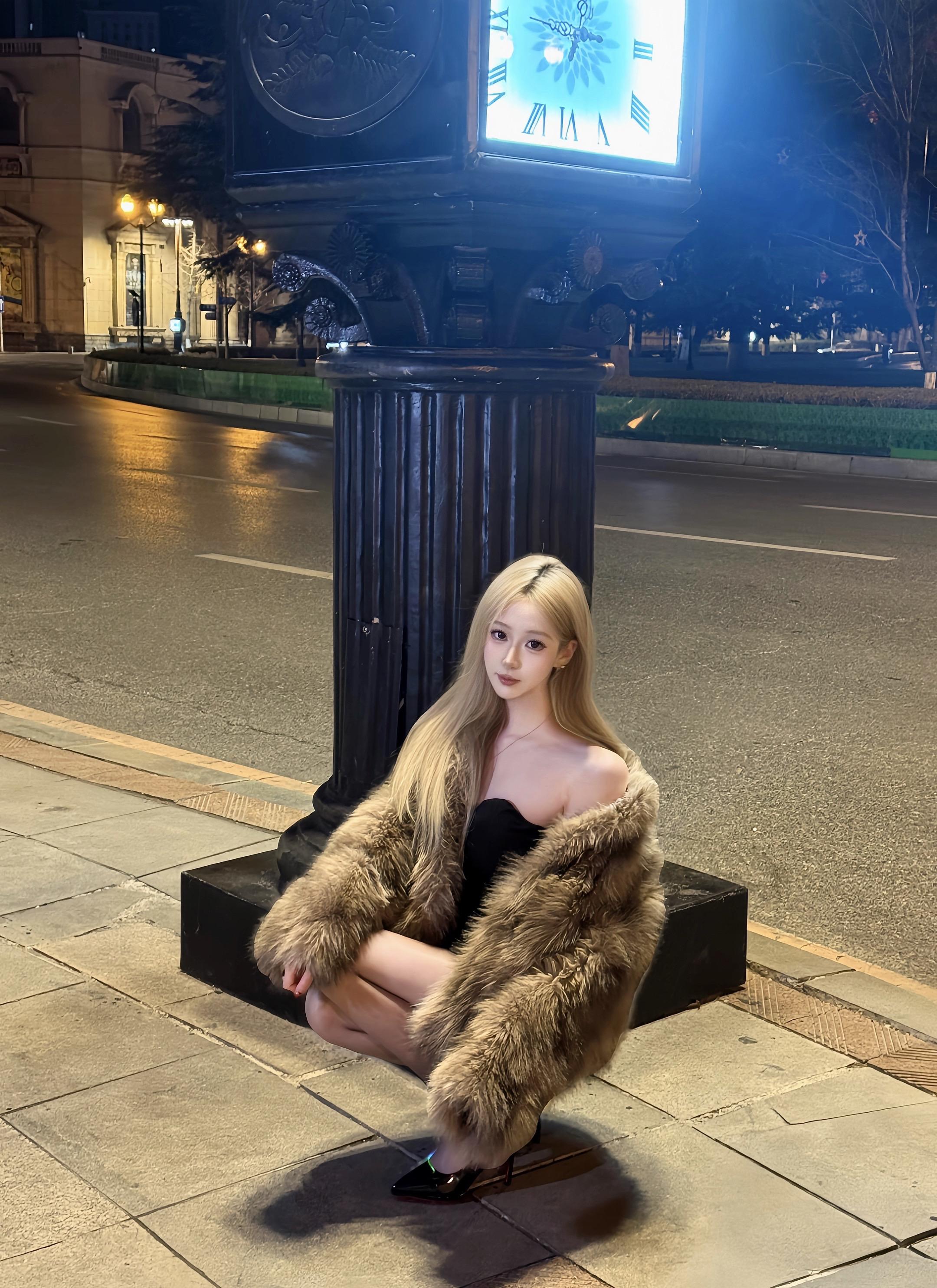 我夸你 是因为我这个人特别假 不是你特别牛逼懂了吗？