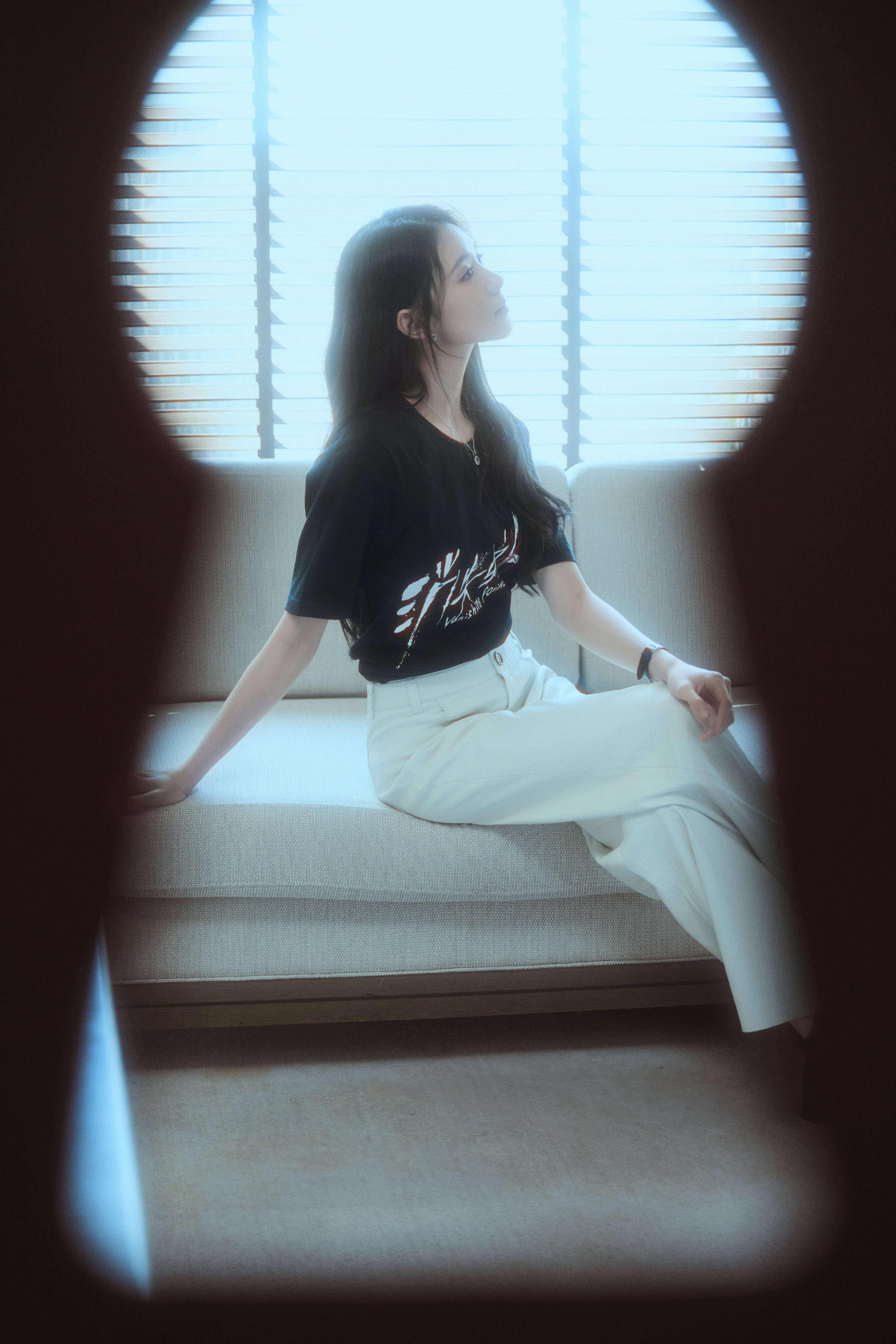 刘浩存 