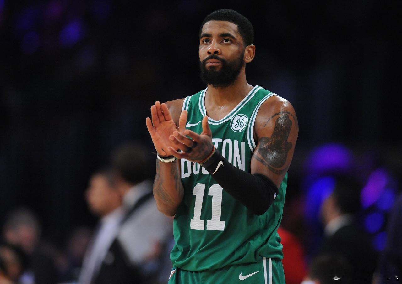 贝弗利谈欧文初到骑士：“当欧文离开克利夫兰去波士顿时，他说不想被特殊关照，教练不