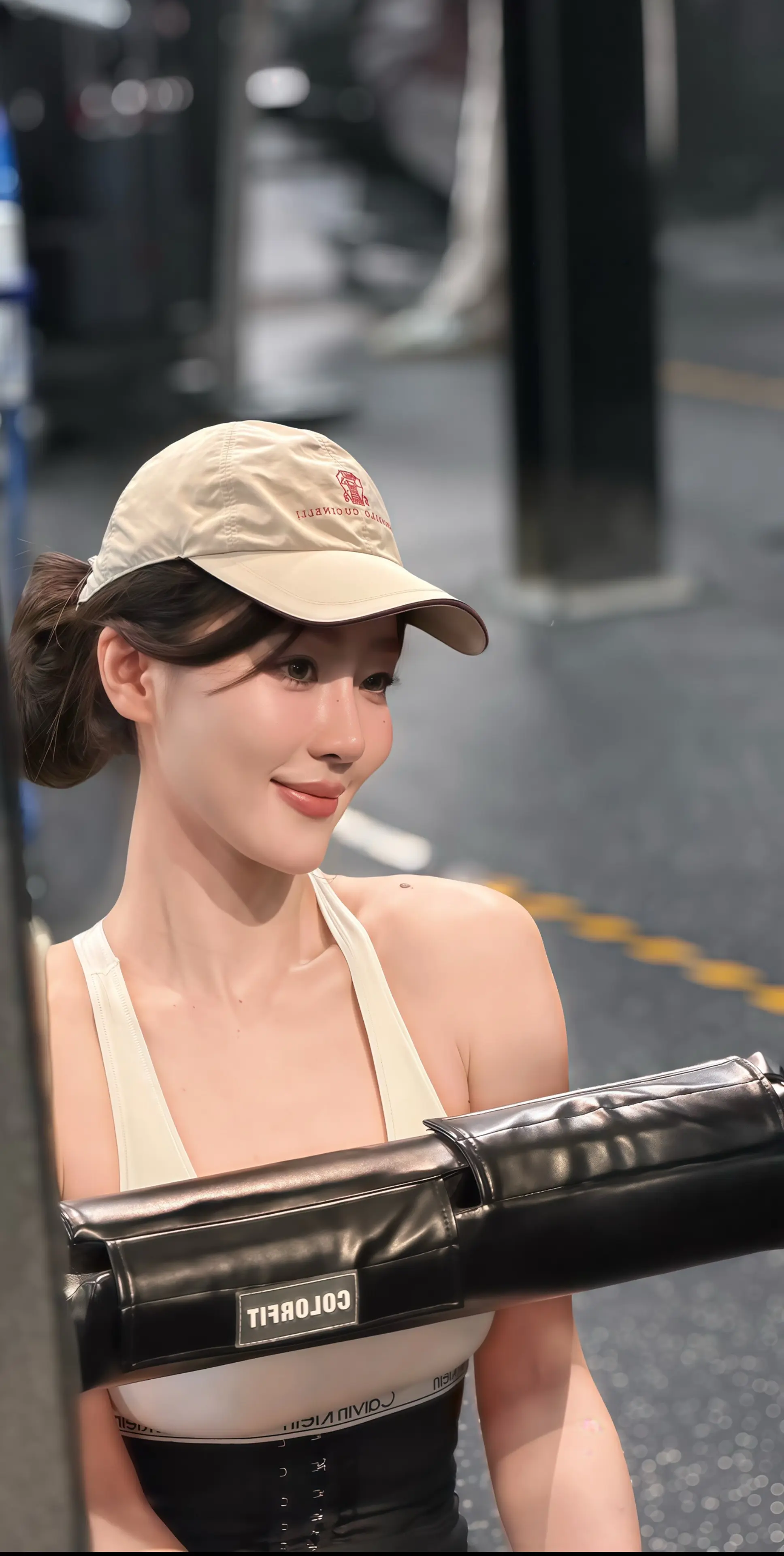 你要站在光里  而不是光站在那里 命运负责发牌 而你负责洗牌