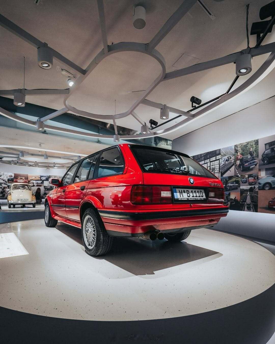 BMWClassic E30 325iX ​​​