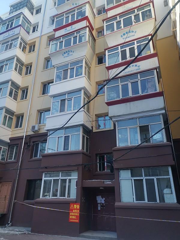 如何看待环保新规禁止在居民楼开油烟餐饮居民楼开设油烟餐饮为居民提供了许多的便利，