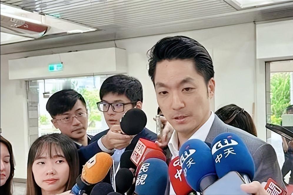 台北市长蒋万安公然放出威胁言论，叫嚣只要大陆持续台海军演、军机常态巡航，就立刻叫