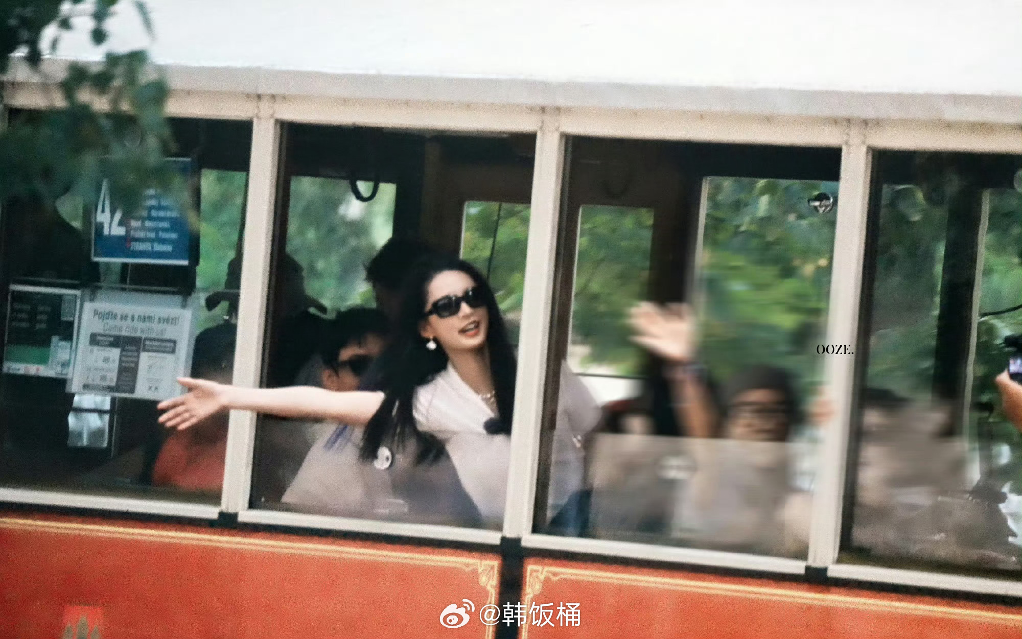 李沁龚俊 偶像剧都不敢这么拍氛围感太好了，速速递个本子！！ ​​​