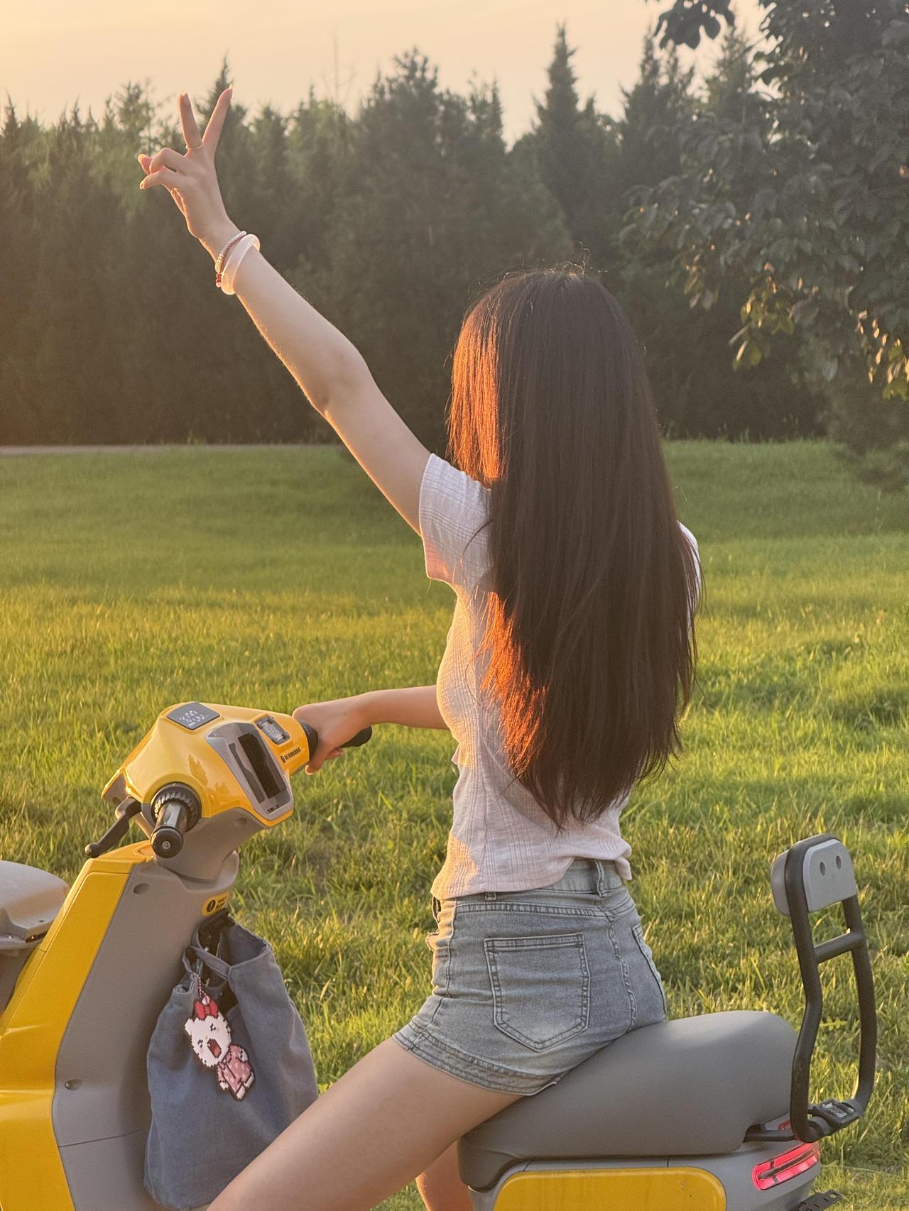 如果无能为力，
那就顺其自然，
如果心无所待，
那就随遇而安。

人这辈子，
最