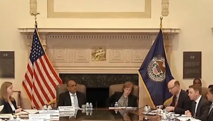 美专家也开始反思了，要不是我美国去中东打仗，怎么会让你中国崛起。  
 
美专家