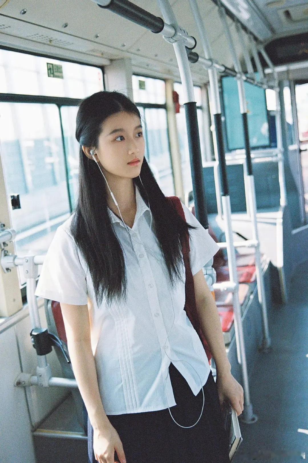 小庄筱婷，又一个文艺气质小🌸 ​​​