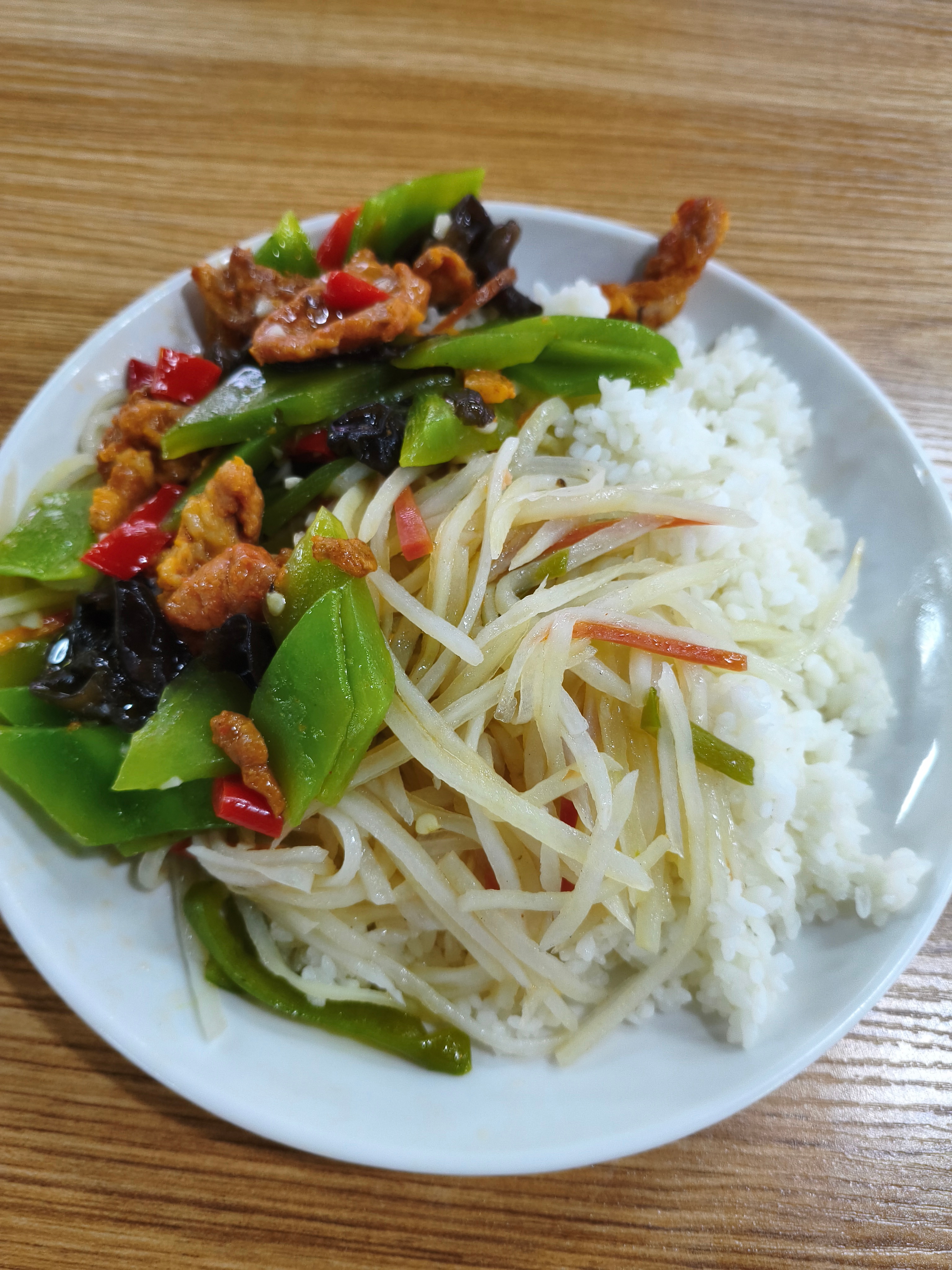 吃点清淡的[奶牛猫] ​​​